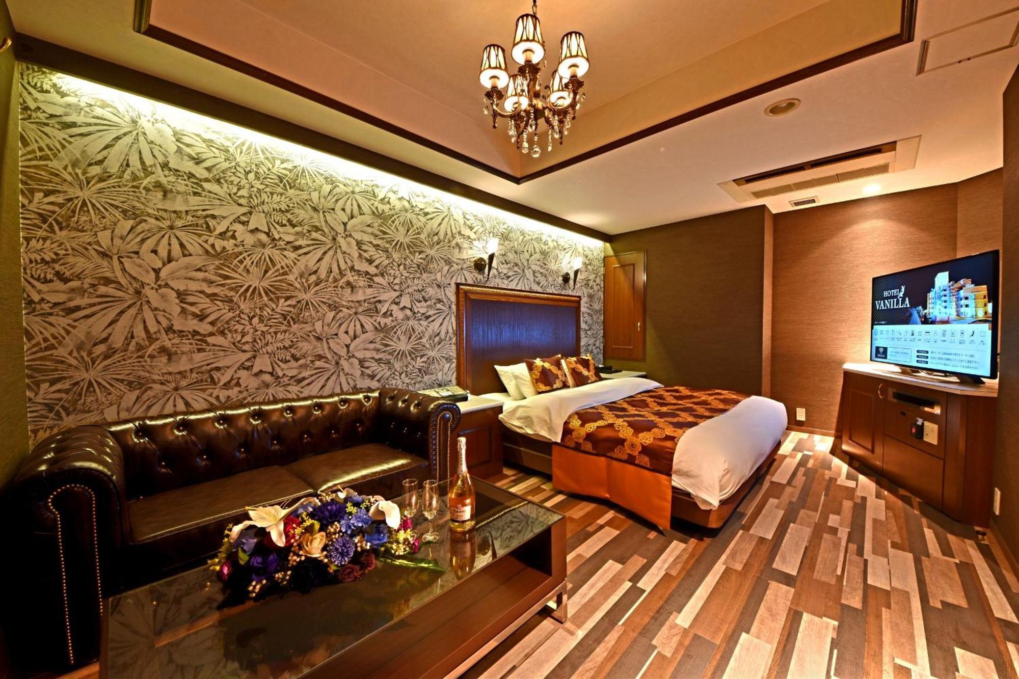 Love hotel Vanilla 2*